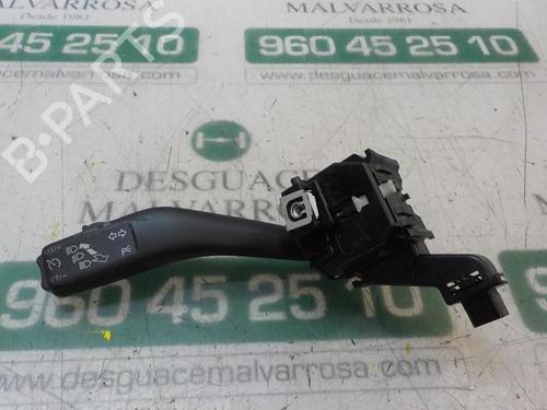 Used Steering column stalk SEAT ALTEA (5P1) 1.9 TDI (105 hp) 3867364