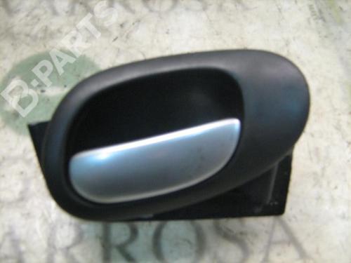 Used Front right interior door handle Front right interior door handle PEUGEOT 206 Hatchback (2A/C) 2.0 HDI 90 (90 hp) 3778252 3778252