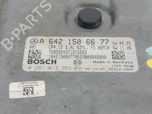 Engine control unit (ECU) MERCEDES-BENZ R-CLASS (W251, V251) R 320 CDI 4-matic (251.022, 251.122) | BP17789853M57 