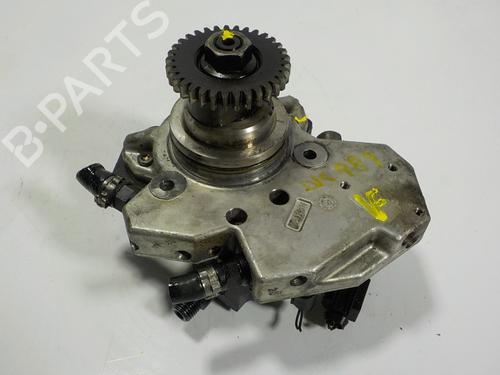 Used Injection pump MERCEDES-BENZ CLS (C219) CLS 320 CDI (219.322) (224 hp) 13208525