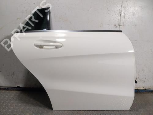 Used Right rear door MERCEDES-BENZ CLA Shooting Brake (X117) CLA 200 CDI / d (117.908) (136 hp) 24575529