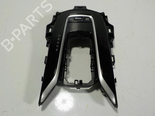 Used Switch Switch TOYOTA COROLLA Saloon (_E21_) [2019-2026] 11932345 11932345