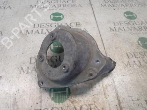 Used Left front suspension arm PEUGEOT 407 (6D_) 2.0 HDi 135 (6DRHRH, 6DRHRE, 6DRHRG, 6DRHRJ) (136 hp) 3809748