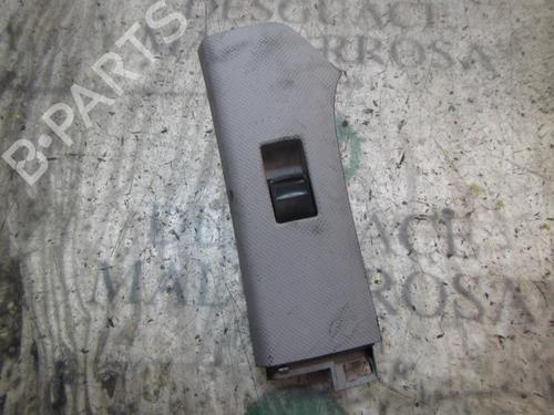 Used Right front window switch Right front window switch TOYOTA YARIS (_P9_) 1.4 D-4D (NLP90_, NLP90R) (90 hp) 3834521 3834521