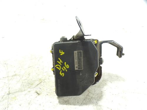 Used ABS pump ABS pump LEXUS IS II (_E2_) 220d (ALE20) (177 hp) 8257883 8257883
