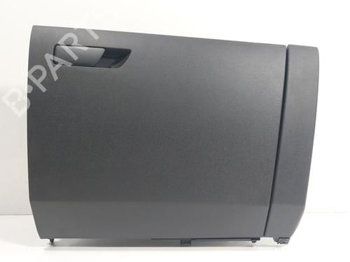 glove-box-seat-leon-sportstourer-kl8-kld-2020-32670717 main image