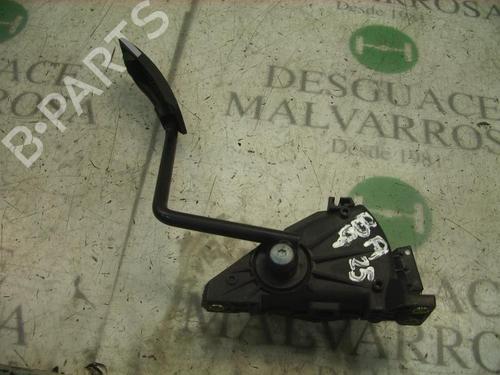 Used Pedal Pedal OPEL AGILA A (H00) 1.2 16V (F68) (75 hp) 3753156 3753156