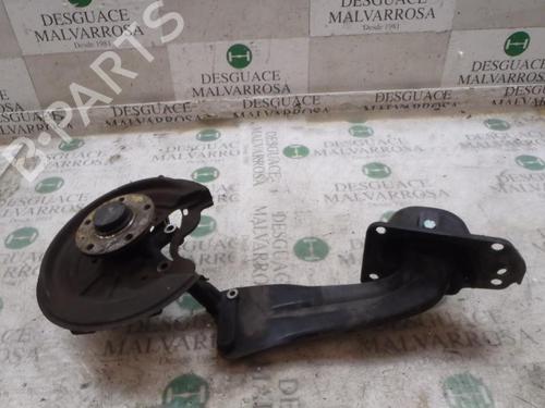 Used Right rear steering knuckle Right rear steering knuckle VW GOLF V (1K1) 2.0 TDI 16V (140 hp) 3819188 3819188