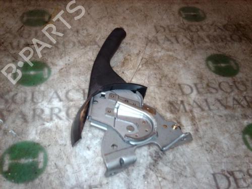 Used Hand brake Hand brake TOYOTA COROLLA (_E12_) 1.6 VVT-i (ZZE121_, ZZE121R) (110 hp) 8772192 8772192