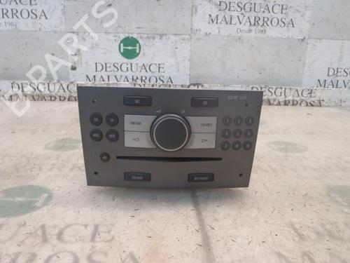 Used Radio Radio OPEL ZAFIRA / ZAFIRA FAMILY B (A05) 1.9 CDTI (M75) (120 hp) 3810555 3810555