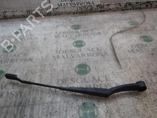 front-wipers-mechanism-kia-ceed-hatchback-ed-983111h000-2006-2007-2008-2009-2010-2011-2012-3834412 main image