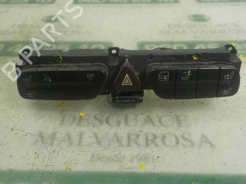 Used Switch Switch MERCEDES-BENZ CLK Convertible (A209) [2002-2010] 6677091 6677091