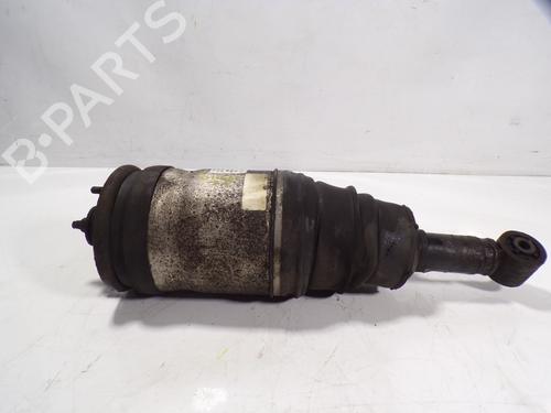 Used Right rear shock absorber Right rear shock absorber LAND ROVER RANGE ROVER SPORT I (L320) 2.7 D 4x4 (190 hp) 8286468 8286468