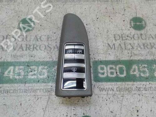 Used Right rear window switch MERCEDES-BENZ S-CLASS (W221, V221) [2005-2013]  4746530