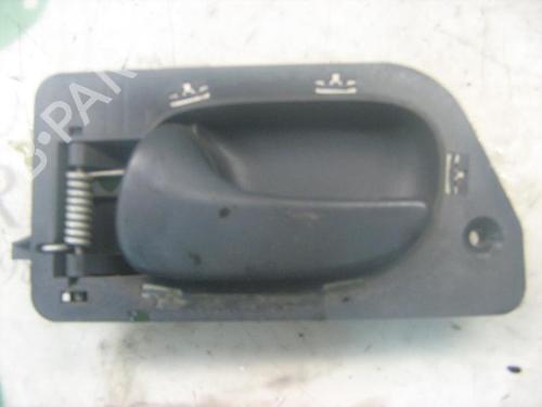 Used Front left interior door handle RENAULT LAGUNA I (B56_, 556_) 1.9 dCi (B56W) (107 hp) 3794149
