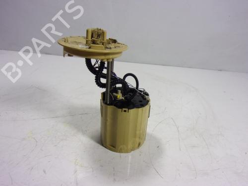 Used Fuel pump OPEL ASTRA J (P10) [2009-2016]  11190425