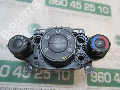 AC-Styringsenhed/Manøvreenhed FORD FIESTA VI (CB1, CCN) 1.4 TDCi (70 hp) 3875343