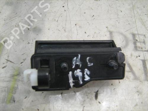 Used Tailgate handle Tailgate handle HYUNDAI ACCENT III (MC) 1.5 CRDi GLS (110 hp) 3779947 3779947