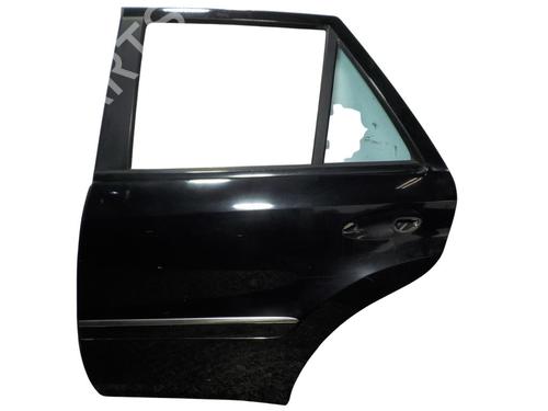 Used Left rear door MERCEDES-BENZ M-CLASS (W164) [2005-2012]  9235649