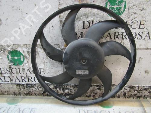 Used Radiator fan Radiator fan FIAT GRANDE PUNTO (199_) 1.4 16V (199BXG1B, 199AXG1B) (95 hp) 3844633 3844633