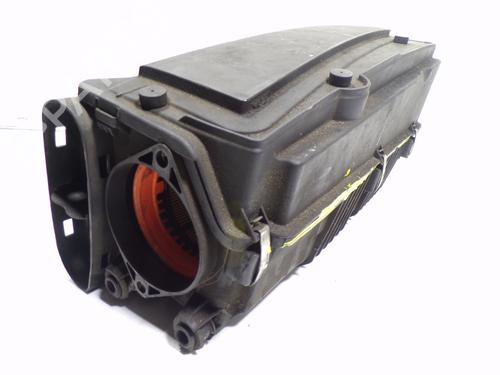 Used Air filter box MERCEDES-BENZ C-CLASS (W204) [2007-2015]  15284347
