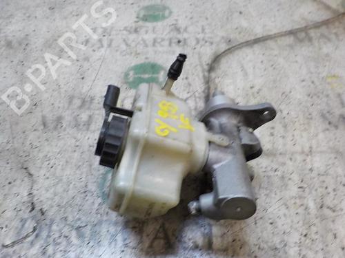Used Brake master cylinder Brake master cylinder VW GOLF VI (5K1) 1.2 TSI (105 hp) 3856895 3856895