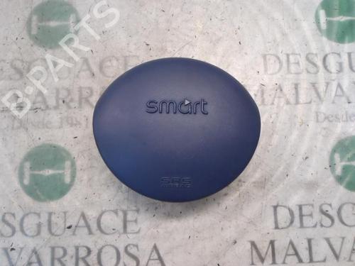 Used Driver airbag SMART CITY-COUPE (450) 0.8 CDI (S1CLC1, 450.300, 450.301, 450.302, 450.303,... (41 hp) 3807667