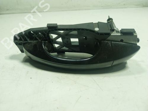 Front left exterior door handle SKODA KAROQ (NU7, ND7) 1.6 TDI 5G0837205NGRU