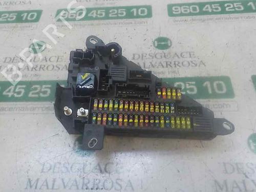 Used Fuse box BMW 5 (E60) 530 d (218 hp) 4930846