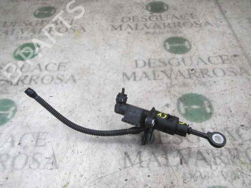 Used Clutch slave cylinder Clutch slave cylinder 14279688 14279688