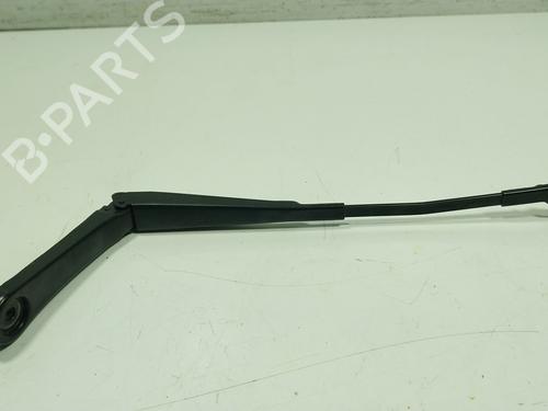 front-windshield-wiper-arm-bmw-2-active-tourer-u06-2021-27362047 main image