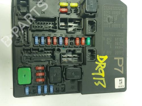 Sikringsdåse NISSAN JUKE (F15) 1.5 dCi (110 hp) 31698038