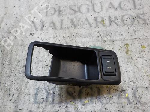 Used Right front window switch Right front window switch FORD FOCUS II (DA_, HCP, DP) 1.6 TDCi (109 hp) 3845241 3845241