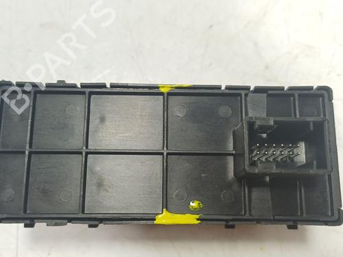 Left front window switch FIAT 500L (351_, 352_) 1.4 (199LYB1B) | BP36642771I27 - Image 3