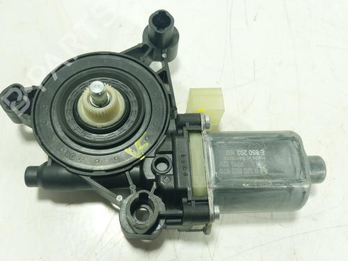 Used Left front window motor SEAT TARRACO (KN2) [2018-2025]  27922047