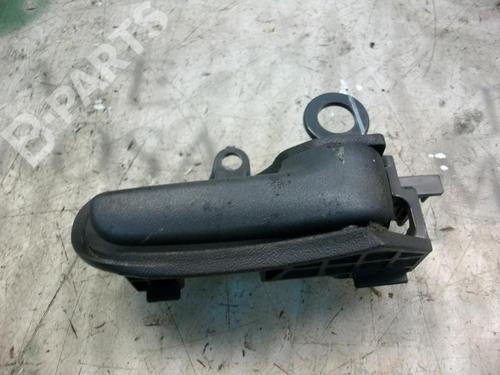 Used Front right interior door handle Front right interior door handle TOYOTA YARIS (_P1_) 1.4 D-4D (NLP10_) (90 hp) 3785405 3785405