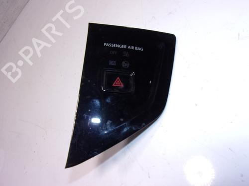 Warnblinkschalter für VW TAIGO (CS1) 1.0 TSI (110 hp) 15835755