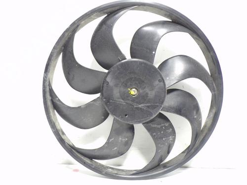 Used Radiator fan Radiator fan DACIA SANDERO II 1.5 dCi 75 / Blue dCi 75 (B8JW, B8M4, B8AH, B8M7, B8M6) (75 hp) 11179886 11179886