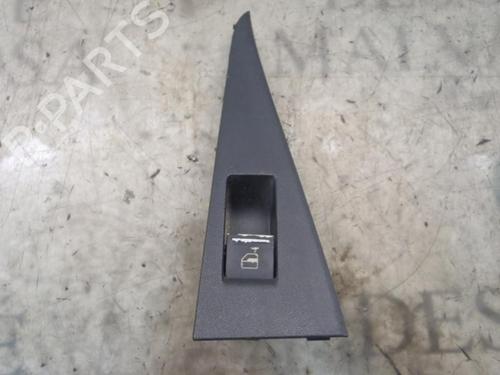 Used Right rear window switch SEAT LEON (1P1) 2.0 TDI 16V (140 hp) 3797780