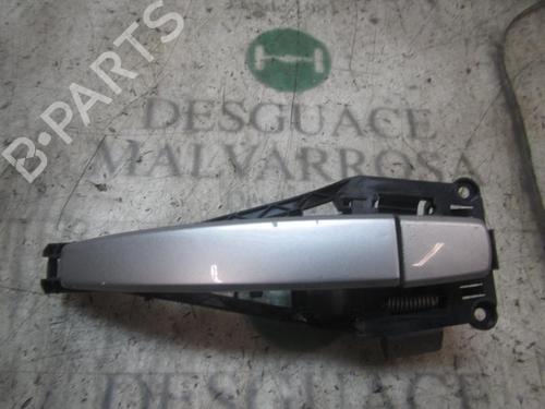 Used Front right exterior door handle OPEL ZAFIRA / ZAFIRA FAMILY B (A05) [2005-2019]  3837447