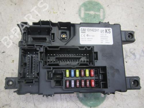 Fuse box OPEL CORSA D (S07) 1.3 CDTI (L08, L68) BP3845654E1