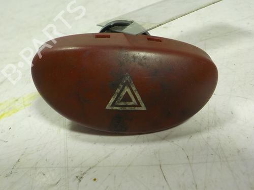 Used Warning switch Warning switch PEUGEOT 206 Hatchback (2A/C) 1.4 HDi eco 70 (68 hp) 3828301 3828301