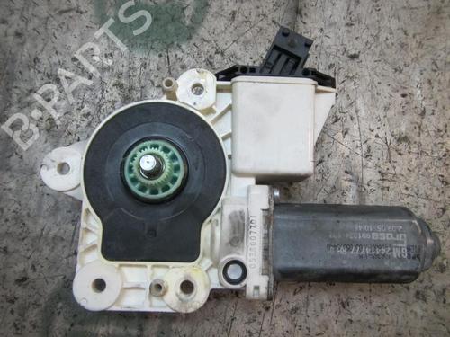Used Right rear window motor Right rear window motor OPEL VECTRA C (Z02) 1.9 CDTI (F69) (150 hp) 3845998 3845998