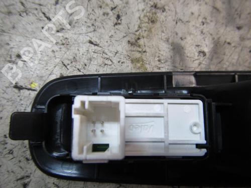 Left rear window switch PEUGEOT 308 II (LB_, LP_, LW_, LH_, L3_) 1.6 HDi | BP3842252I29 