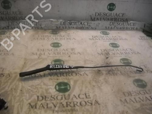 Used Front windshield wiper arm Front windshield wiper arm 3761519 3761519