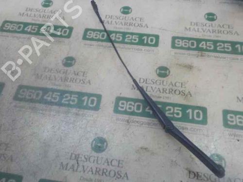 Used Front windshield wiper arm Front windshield wiper arm AUDI A4 B8 (8K2) 2.0 TDI 16V (140 hp) 5859855 5859855