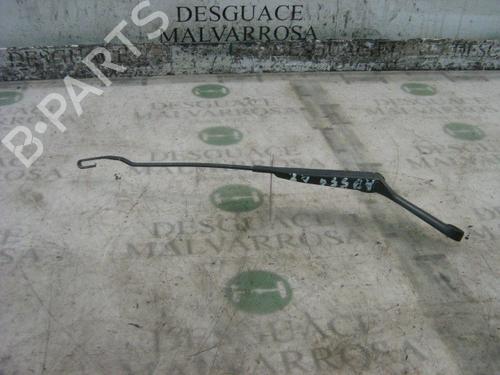Used Front windshield wiper arm Front windshield wiper arm OPEL VECTRA B (J96) 1.8 i 16V (F19) (116 hp) 3782555 3782555