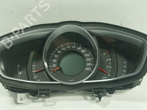 Used Instrument cluster VOLVO V40 Hatchback (525) D2 (114 hp) 25204239