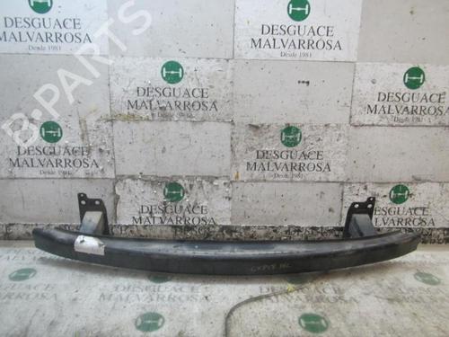 Used Front bumper reinforcement Front bumper reinforcement 3843963 3843963