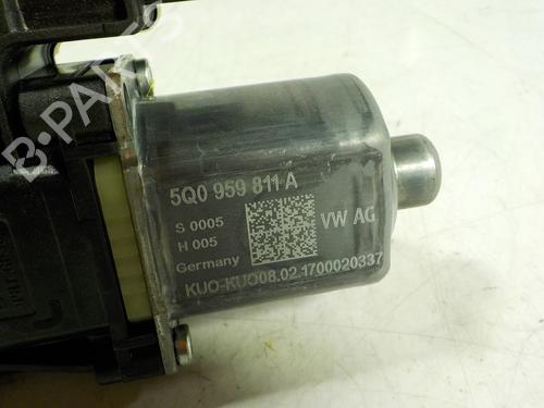 Left rear window motor SKODA OCTAVIA III Combi (5E5, 5E6)  | BP7666741E23 
